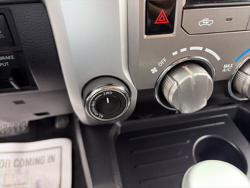 Used 2018 Toyota Tundra SR5 AWD/4WD image 25