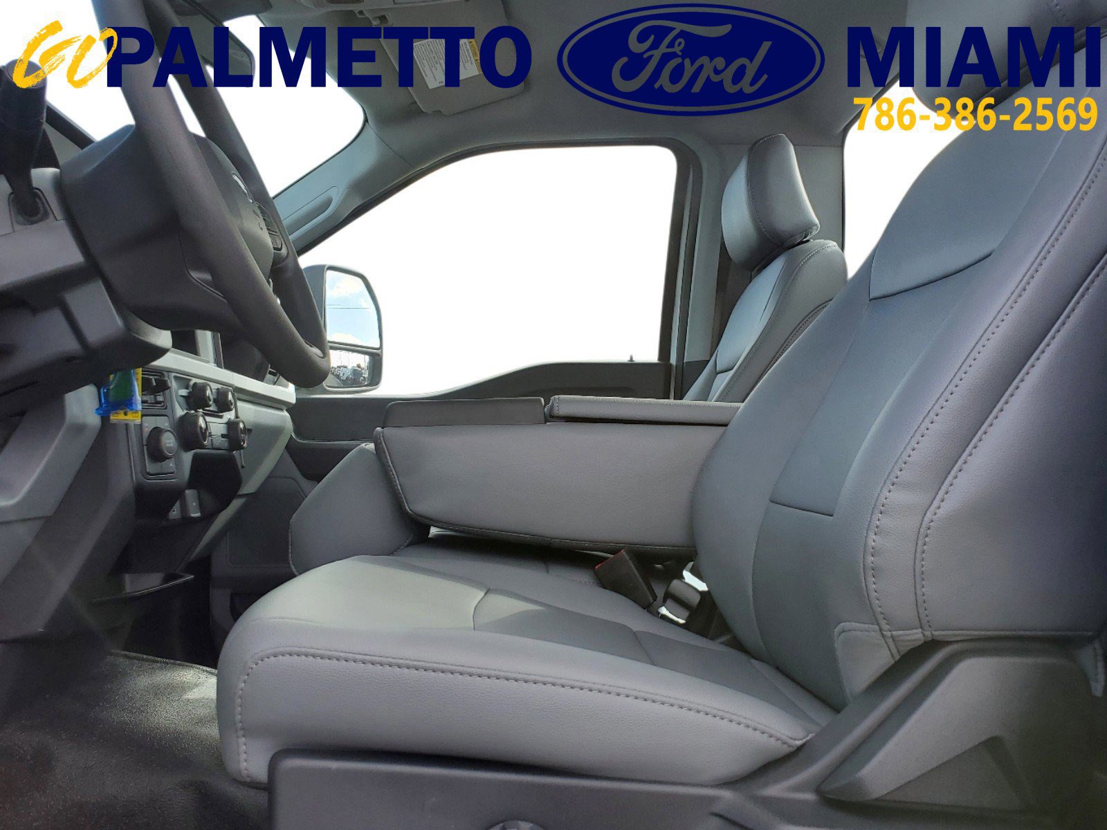 New 2024 Ford F450 XL w/ XL Chrome Package image 8