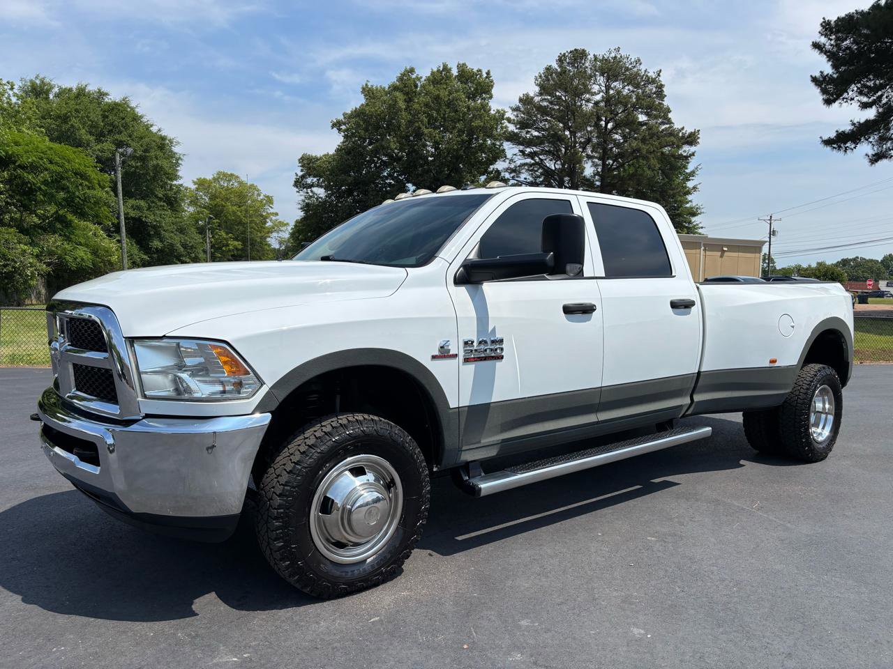 Used 2018 RAM 3500 Tradesman w/ Chrome Appearance Group AWD/4WD image 6