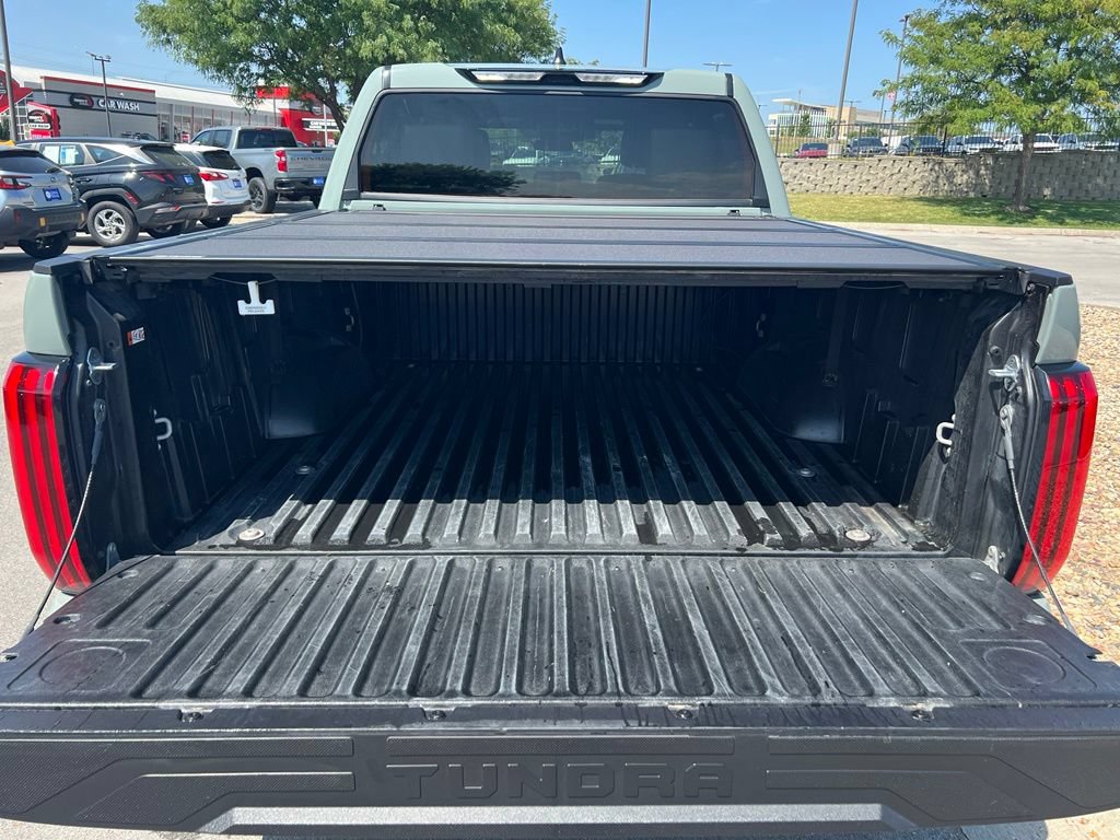 Used 2025 Toyota Tundra SR5 w/ SR5 Premium Package AWD/4WD image 23