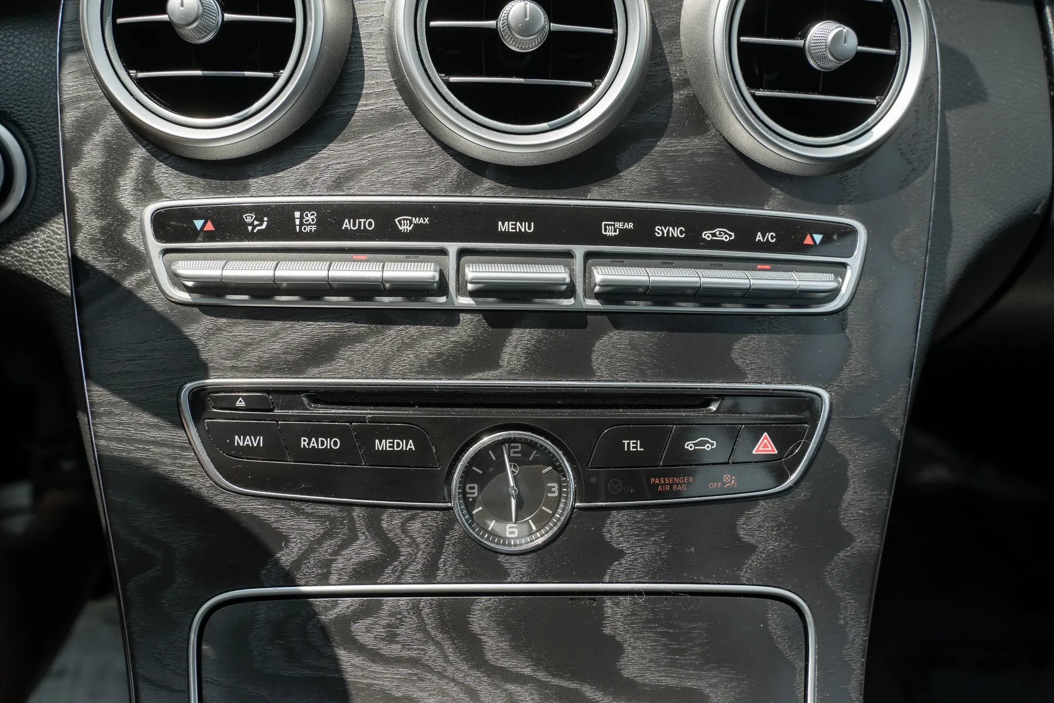 Used 2015 Mercedes-Benz C 300 4MATIC Sedan w/ Premium 1 Package image 26
