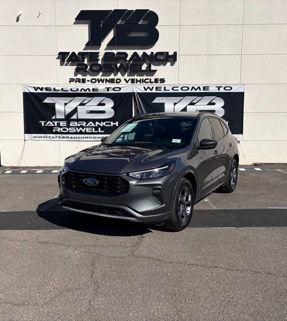 Used 2024 Ford Escape ST-Line AWD/4WD image 2