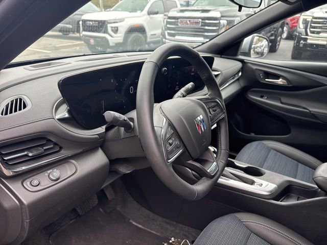 New 2025 Buick Envista Sport Touring w/ Convenience I Package FWD image 11
