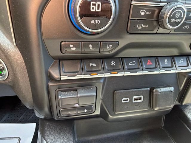 Used 2019 Chevrolet Silverado 1500 LTZ AWD/4WD image 30