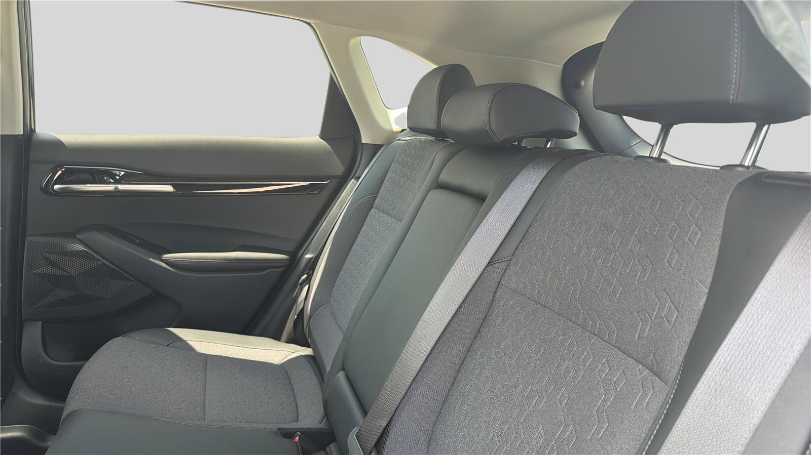 Used 2024 Kia Seltos S FWD image 17