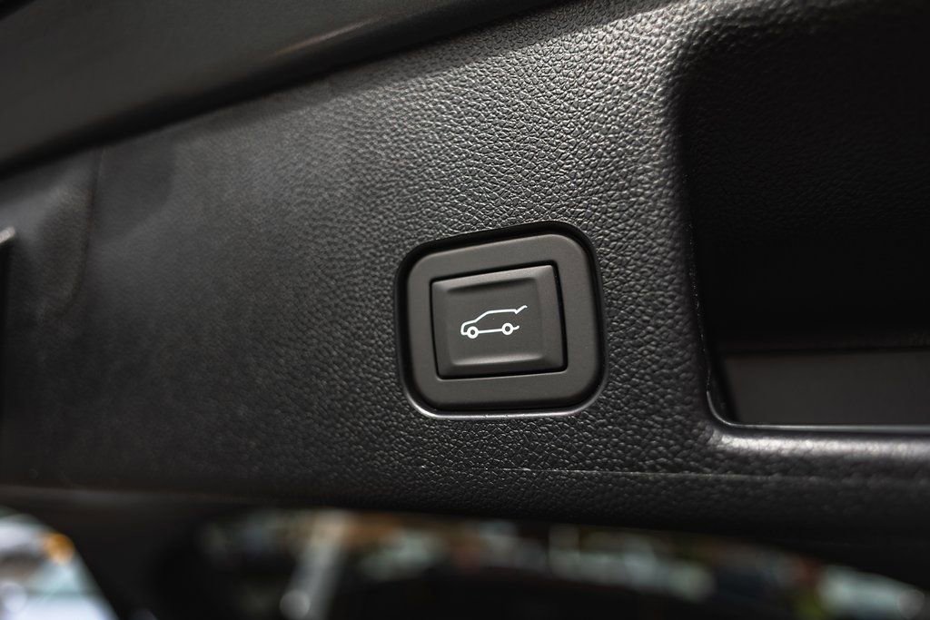 New 2026 Chevrolet Equinox EV RS w/ Convenience Package II image 24