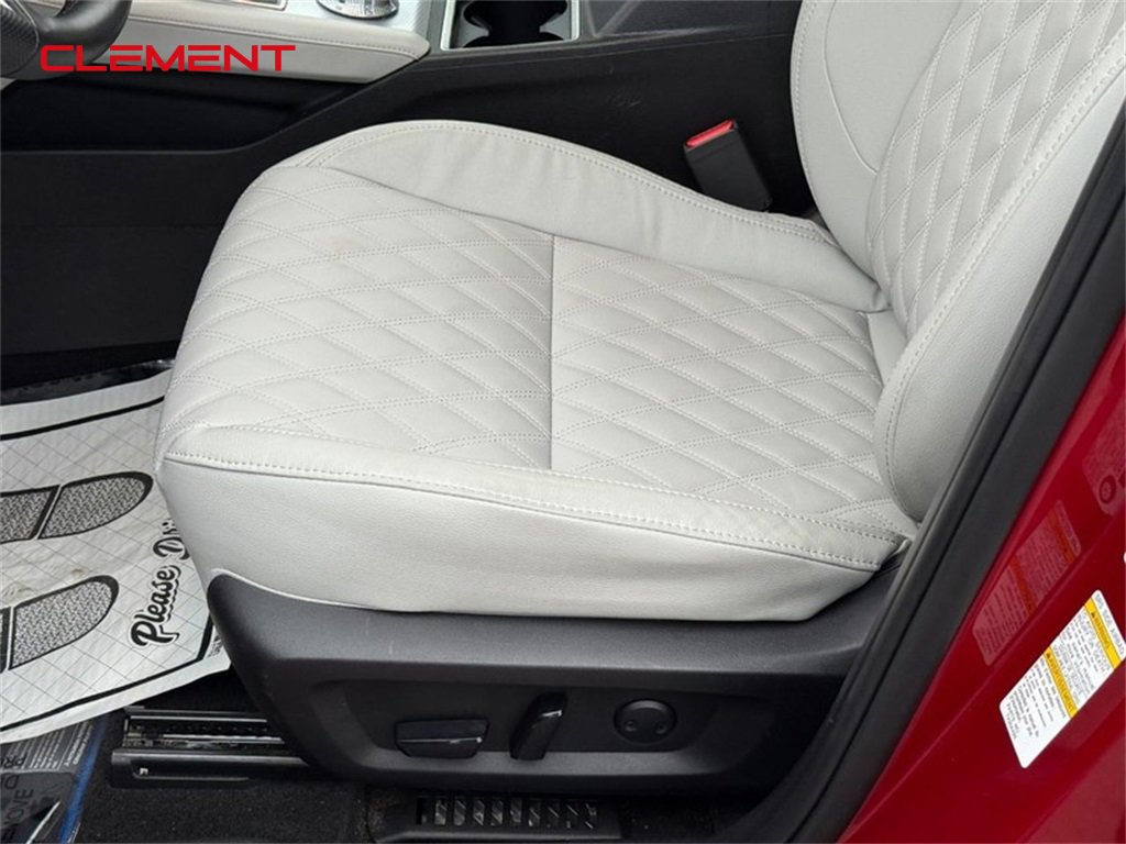 Used 2024 Mitsubishi Outlander SEL image 22