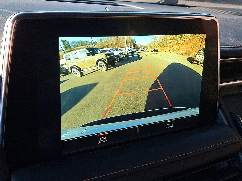 Used 2022 GMC Yukon AT4 image 18