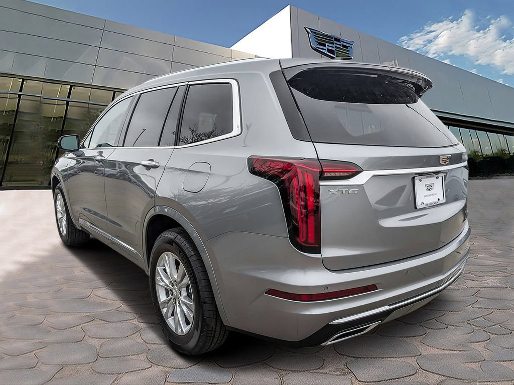New 2025 Cadillac XT6 Luxury FWD image 3
