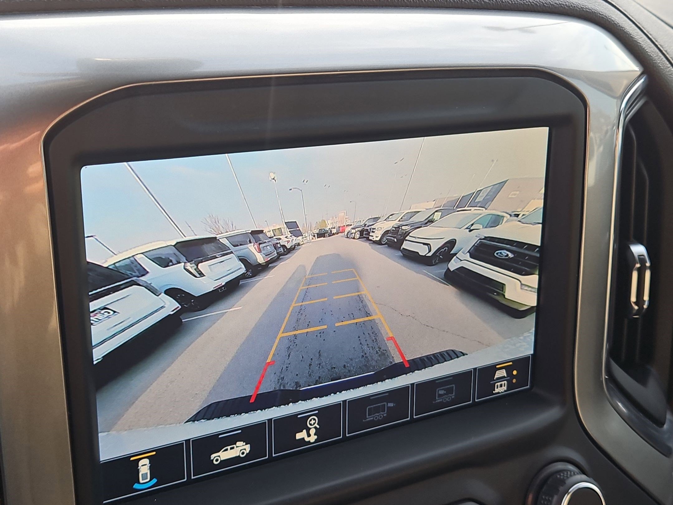 Used 2021 Chevrolet Silverado 3500 LTZ image 23