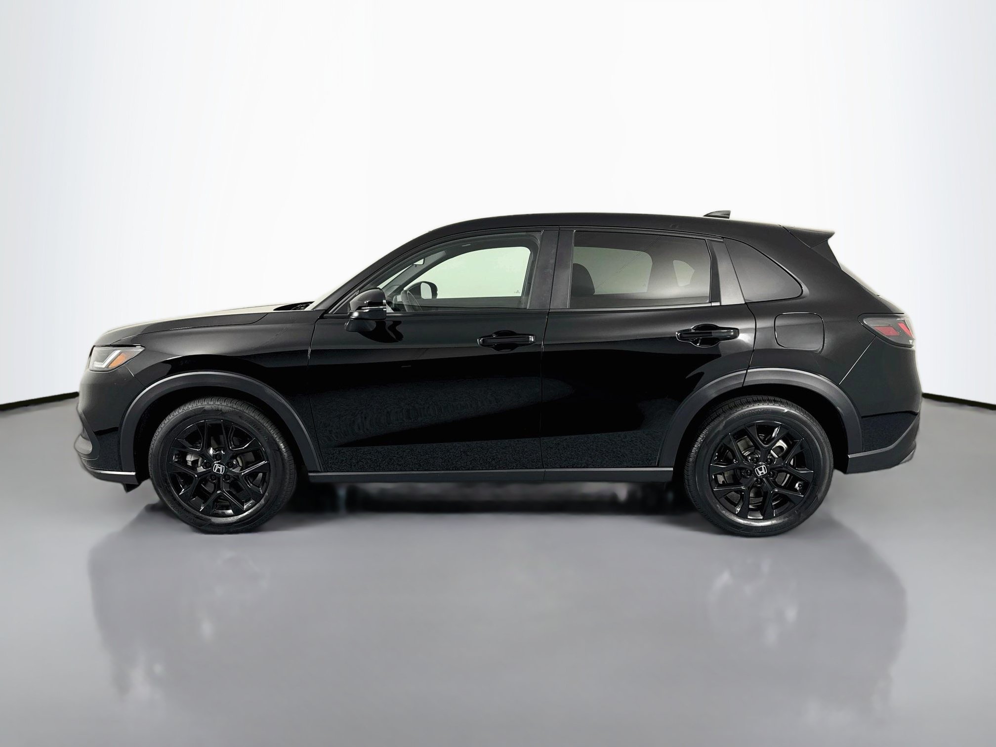 Certified 2024 Honda HR-V Sport image 8