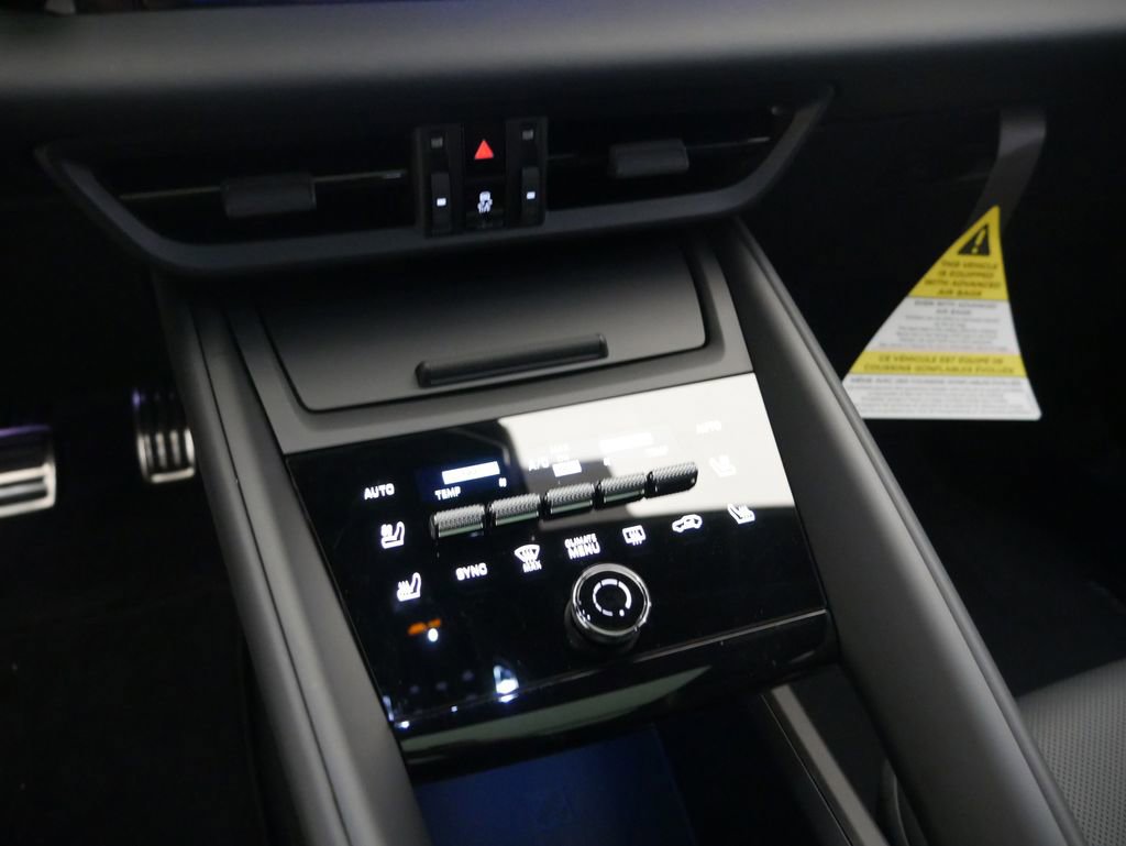 New 2026 Porsche Macan 4 Electric AWD/4WD image 48
