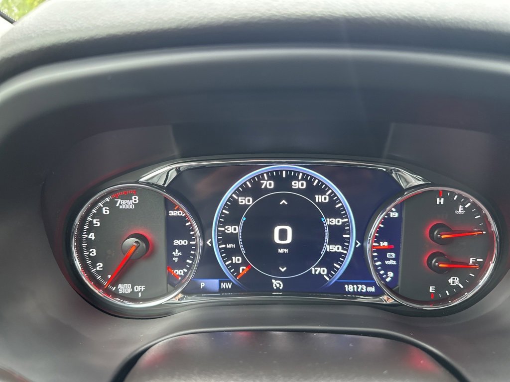 Used 2023 GMC Acadia AT4 w/ Technology Package image 13