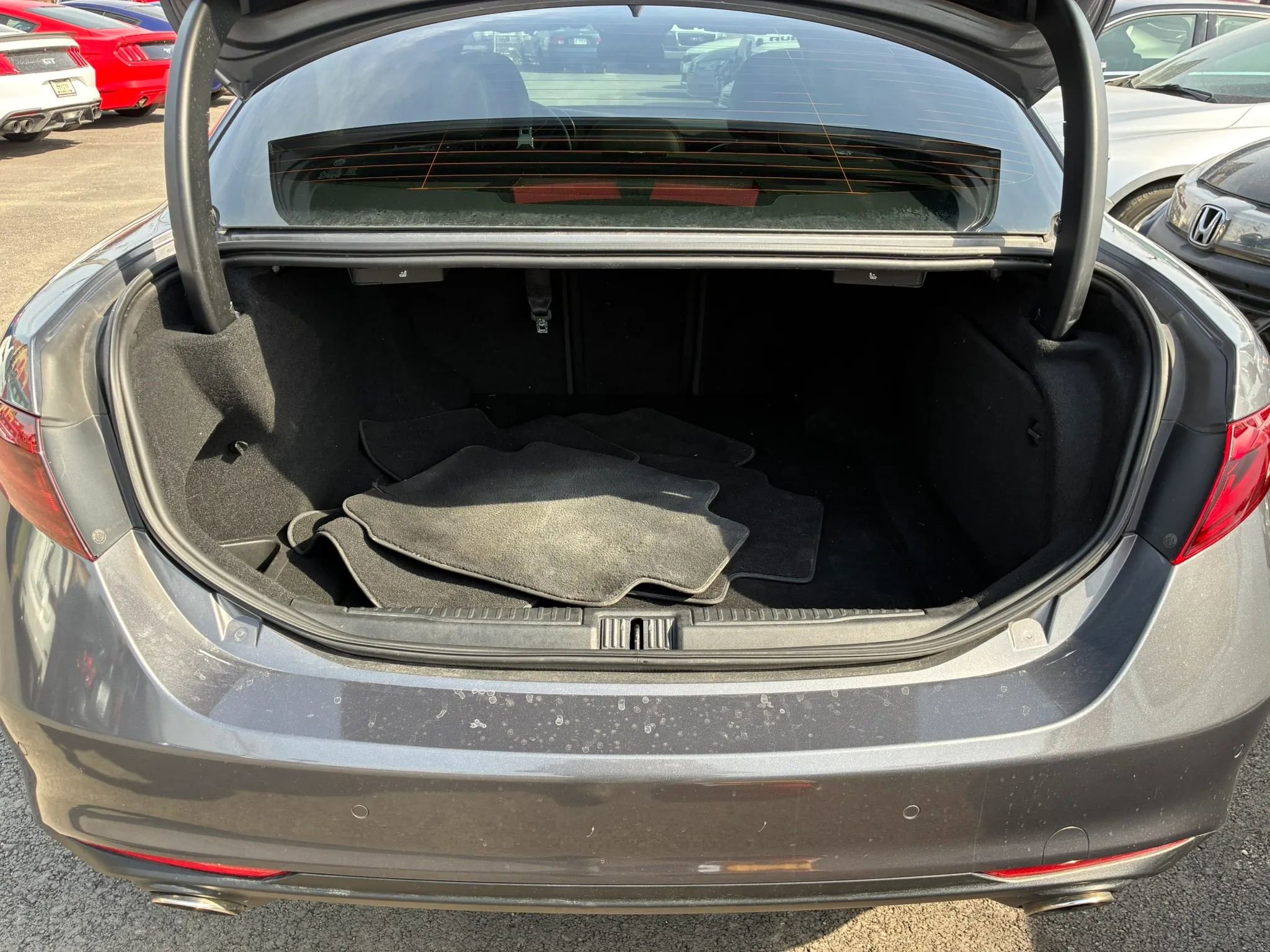 Used 2017 Alfa Romeo Giulia Ti image 22