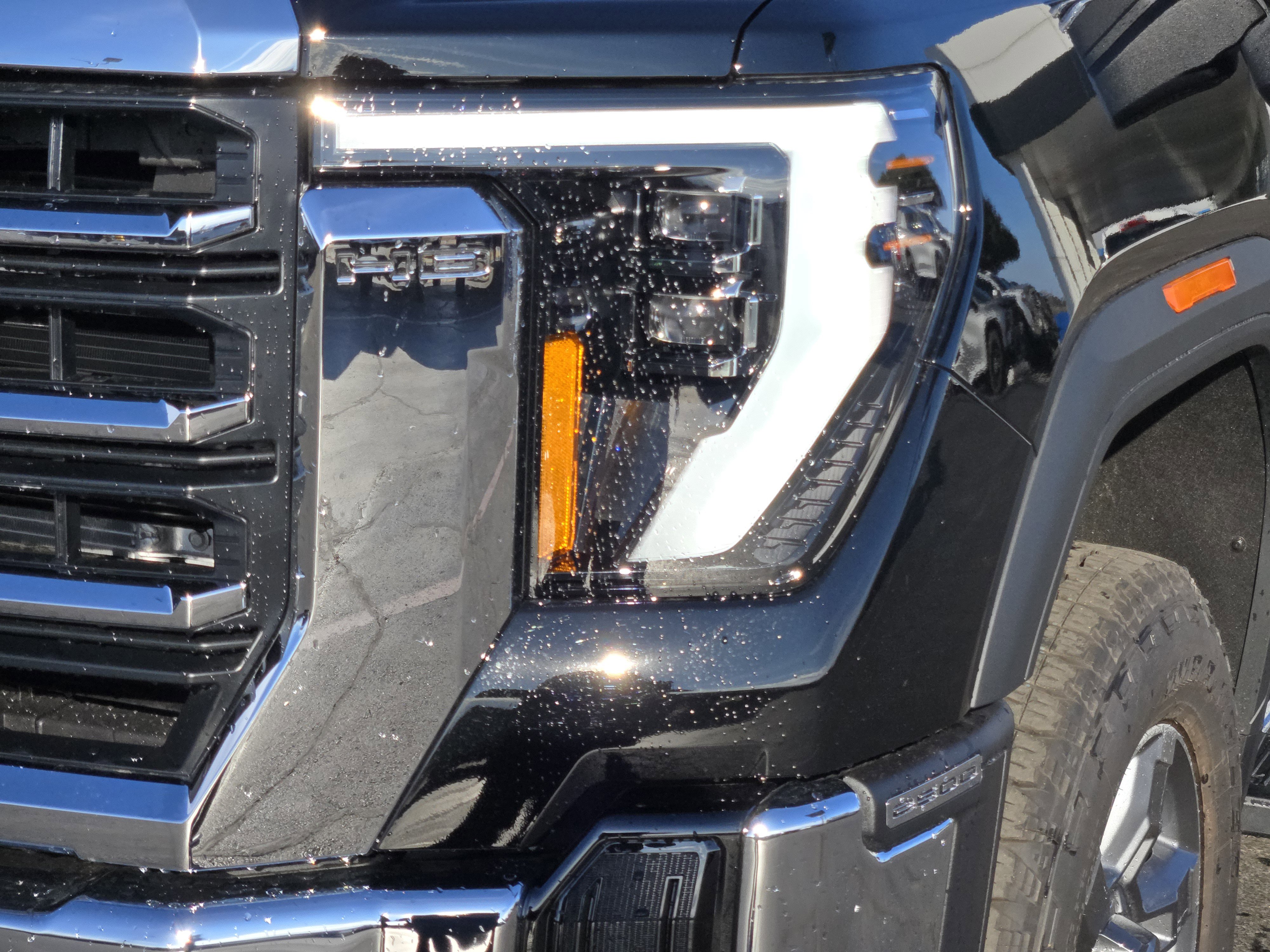 New 2026 GMC Sierra 2500 SLT w/ Texas SLT Premium Package image 6