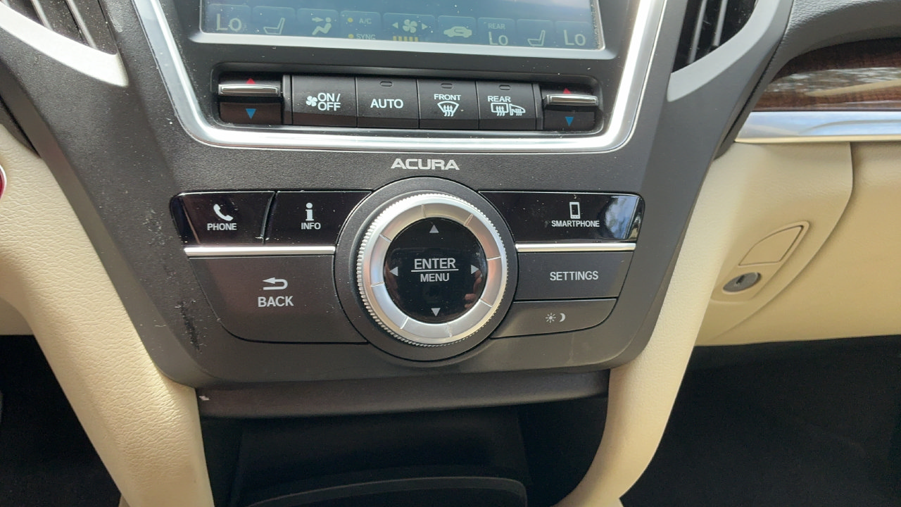 Used 2020 Acura MDX SH-AWD image 16