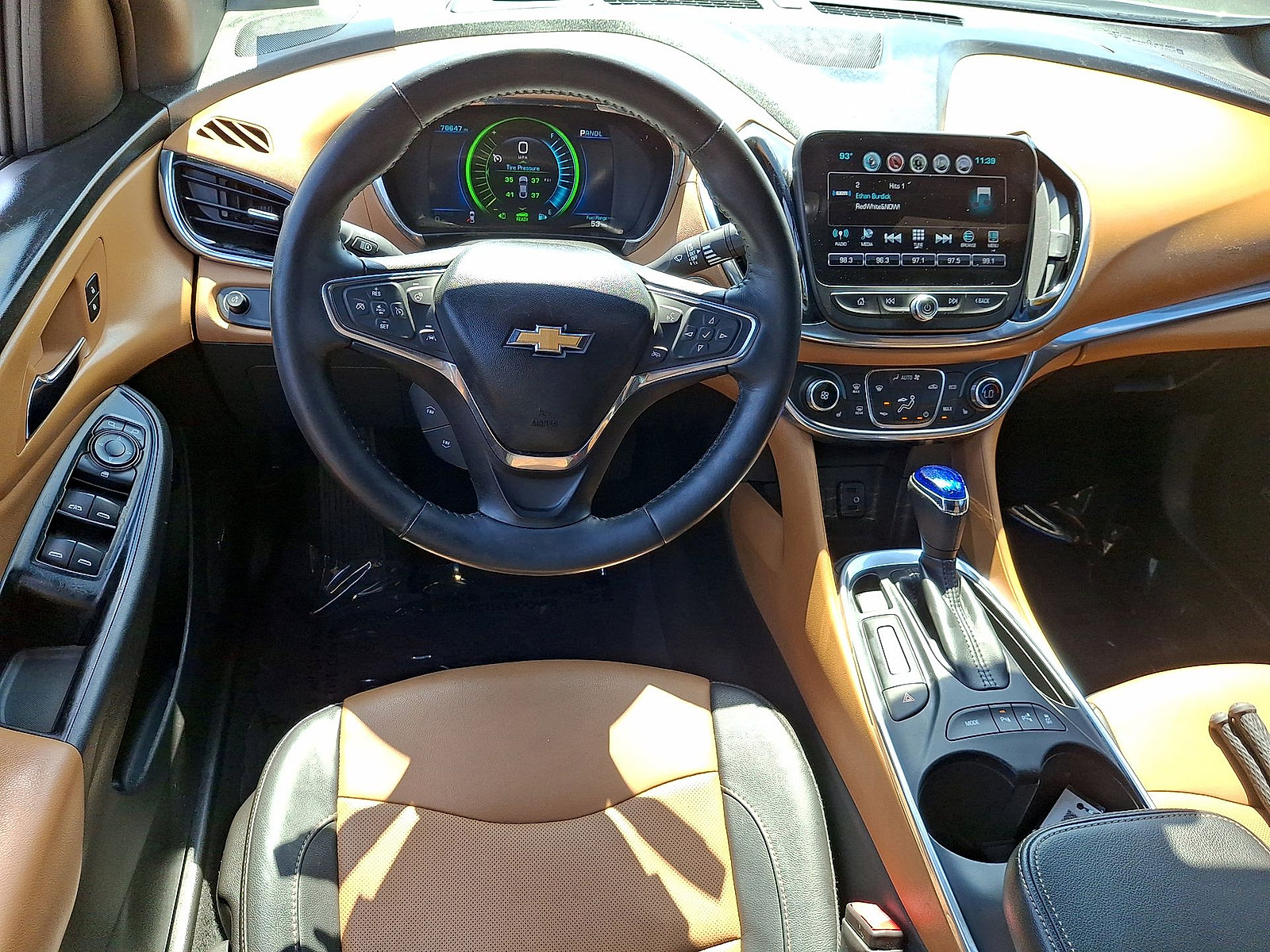 Used 2017 Chevrolet Volt Premier w/ Driver Confidence II Package FWD image 20