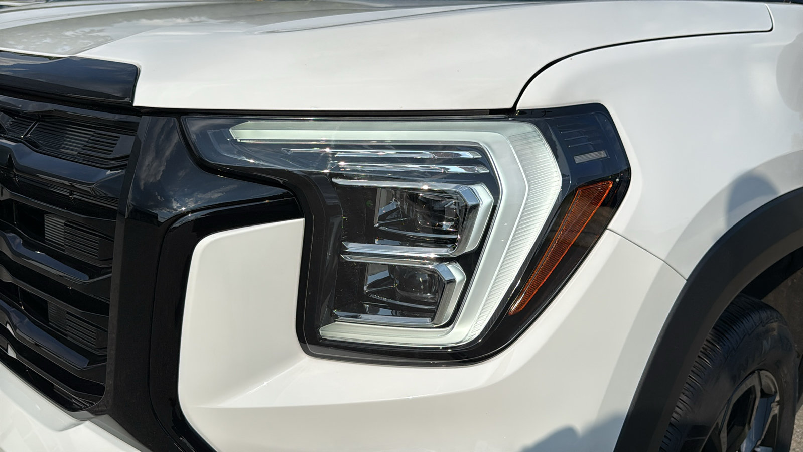 Certified 2026 GMC Terrain Elevation w/ Elevation Premium Package AWD/4WD image 9