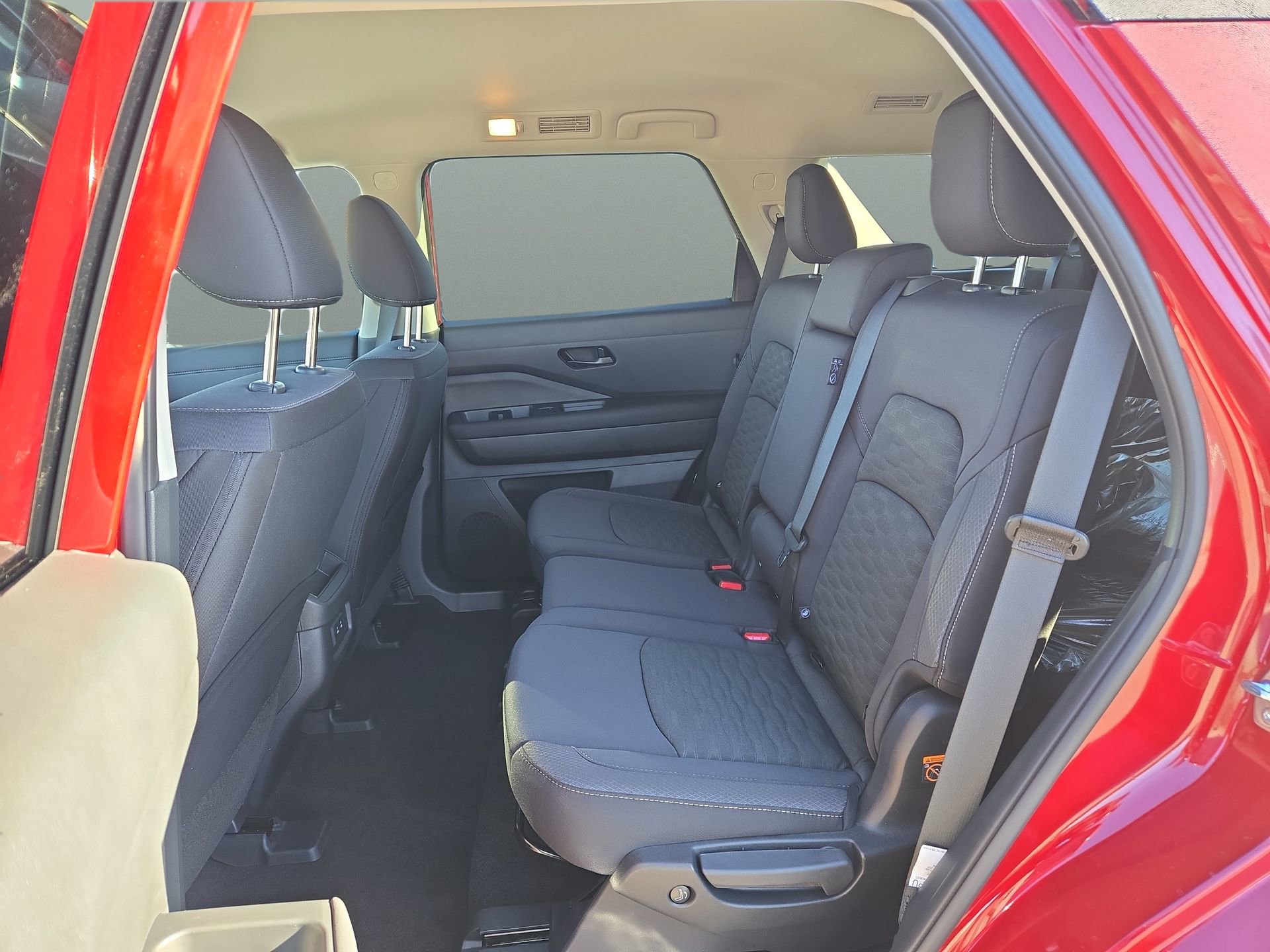 New 2026 Nissan Pathfinder SV image 17