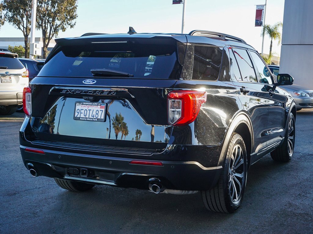 Used 2023 Ford Explorer ST-Line w/ Class IV Trailer Tow Package image 7