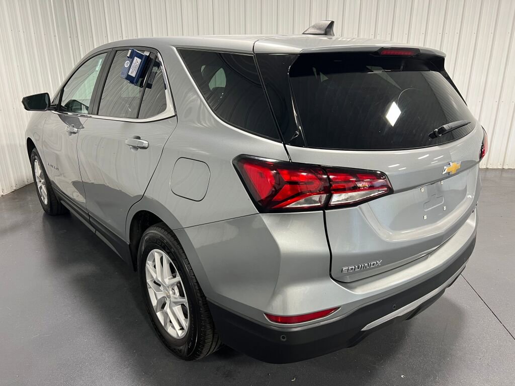 Used 2023 Chevrolet Equinox LT w/ Driver Convenience Package image 23