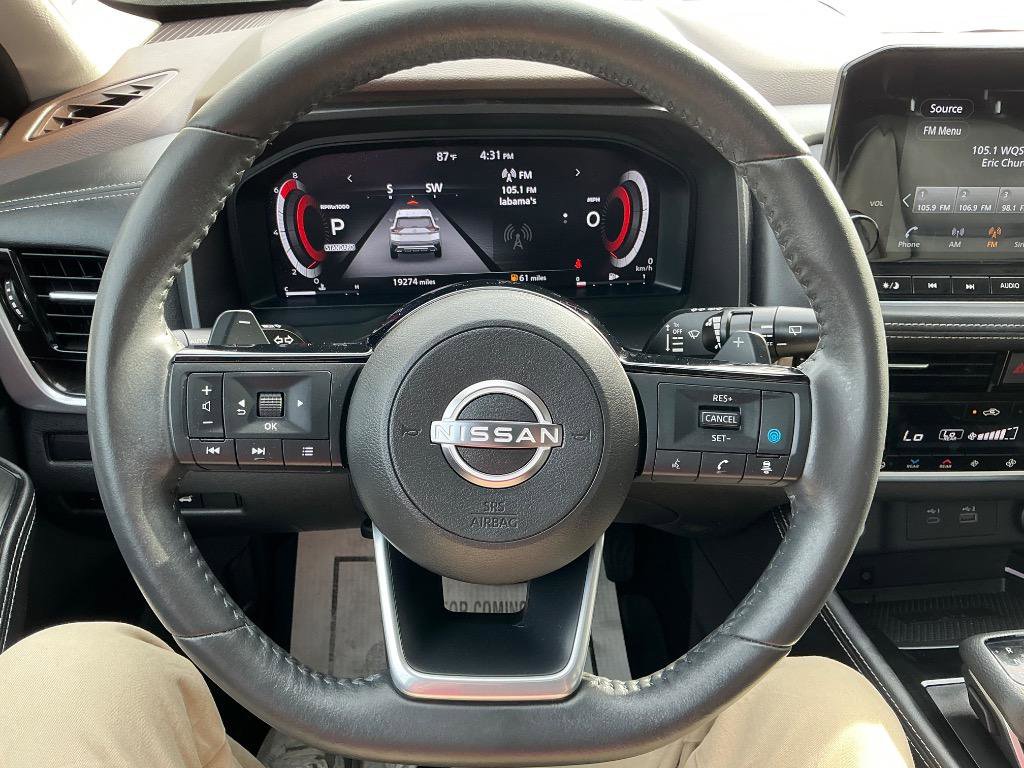 Used 2023 Nissan Rogue Platinum w/ Platinum Premium Package image 22