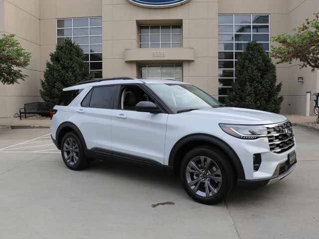 New 2026 Ford Explorer Active w/ Active Comfort Package