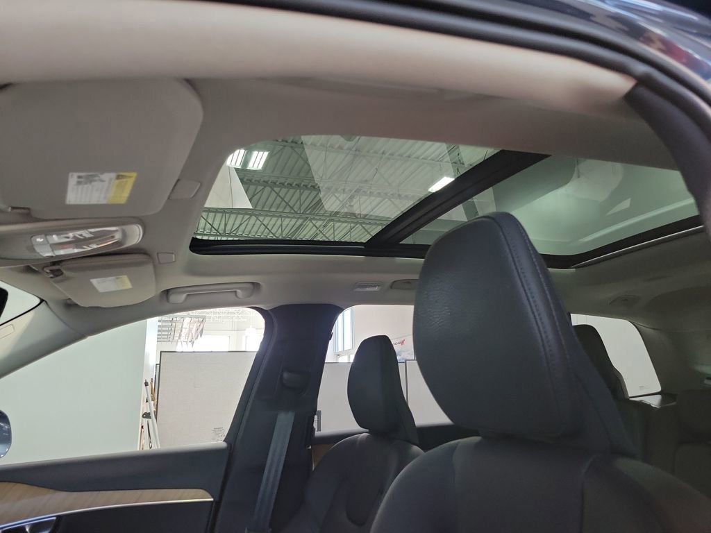 Used 2025 Volvo XC90 B5 Plus w/ Protection Package Premier image 68