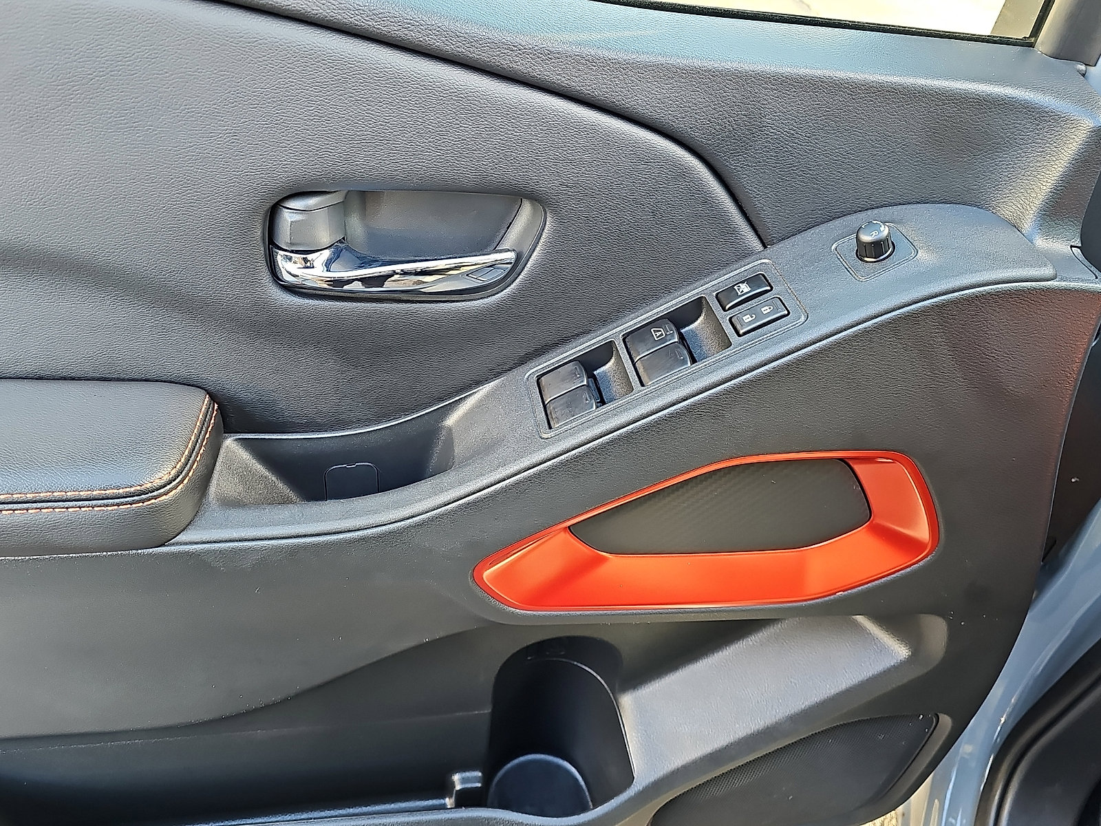 Certified 2025 Nissan Frontier Pro-X w/ Pro Convenience Package image 13