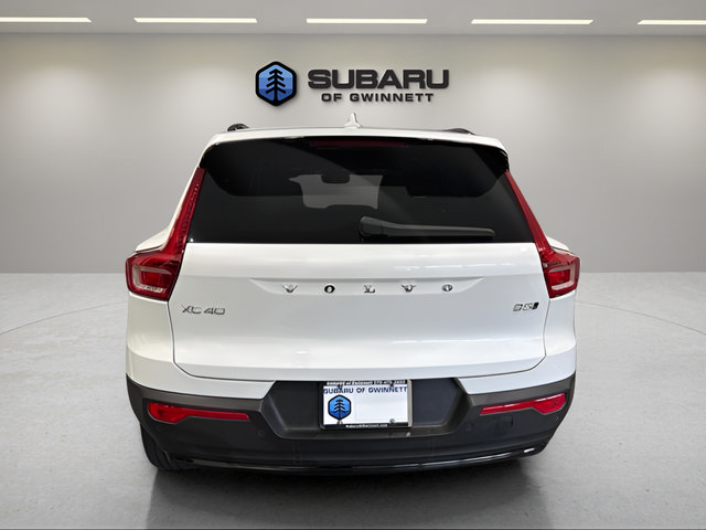 Used 2023 Volvo XC40 B5 Plus w/ Protection Package Premier AWD/4WD image 4