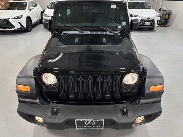 Used 2018 Jeep Wrangler Unlimited Sport S AWD/4WD image 3
