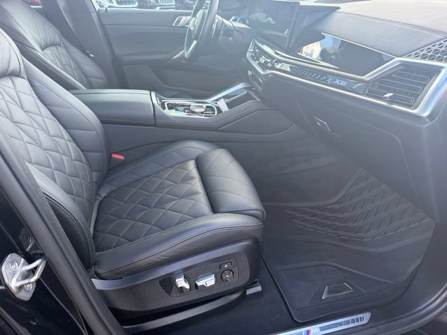 Used 2024 BMW X6 xDrive40i w/ Premium Package AWD/4WD image 8