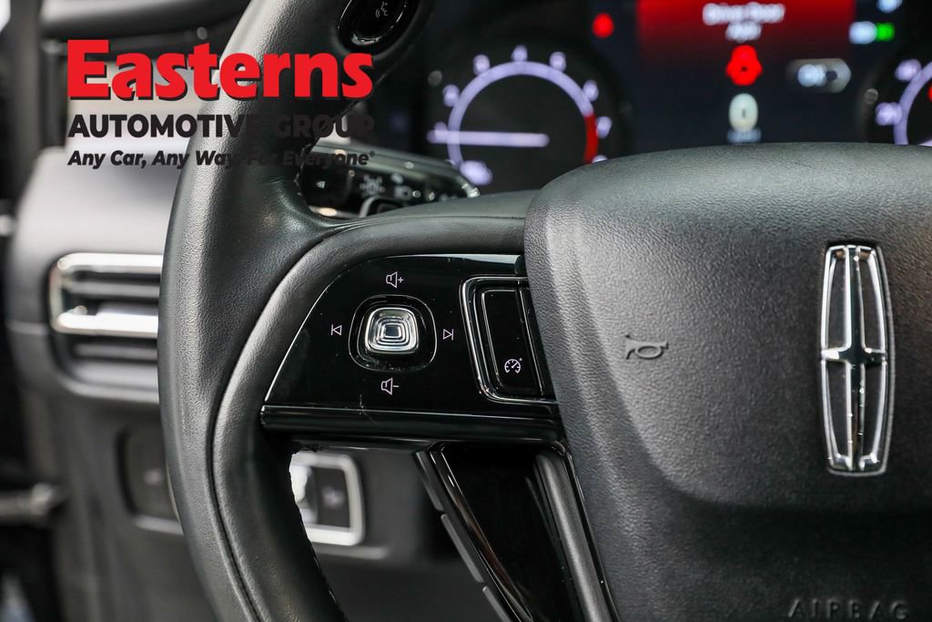 Used 2021 Lincoln Corsair AWD image 15