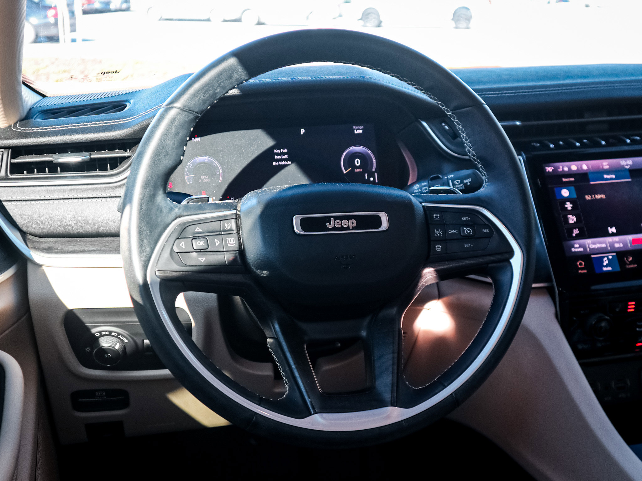 Used 2021 Jeep Grand Cherokee L Limited w/ Trailer Tow Group (B) image 6