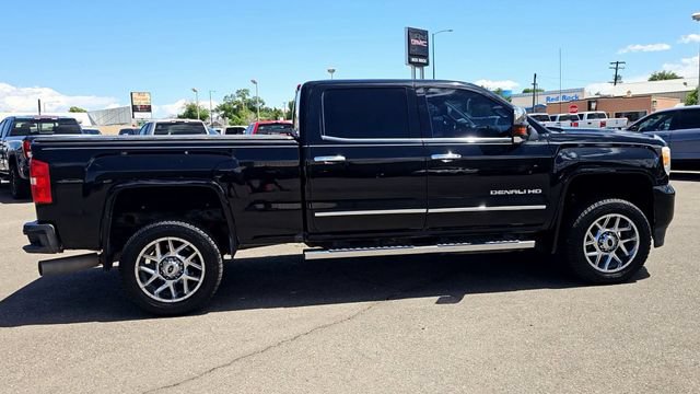 Used 2016 GMC Sierra 2500 Denali w/ Driver Alert Package AWD/4WD image 10