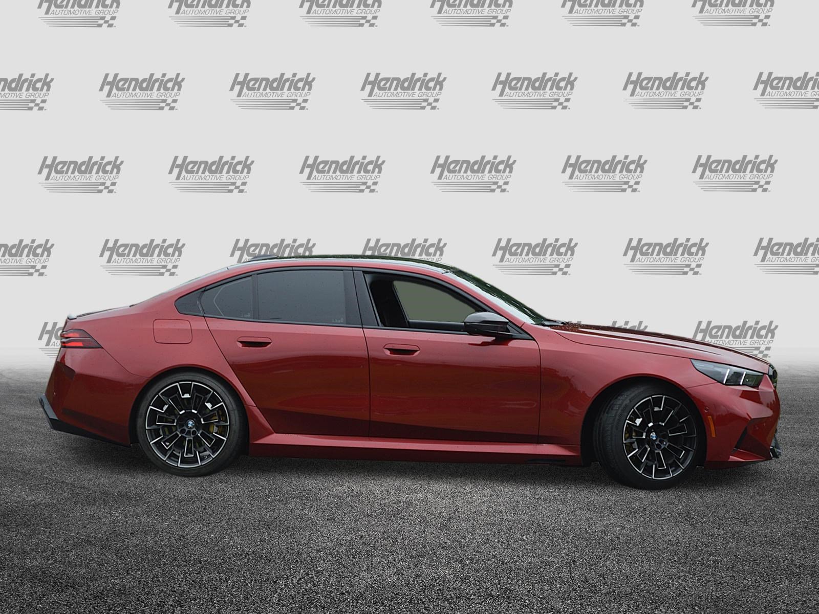 Used 2025 BMW M5 AWD/4WD image 10