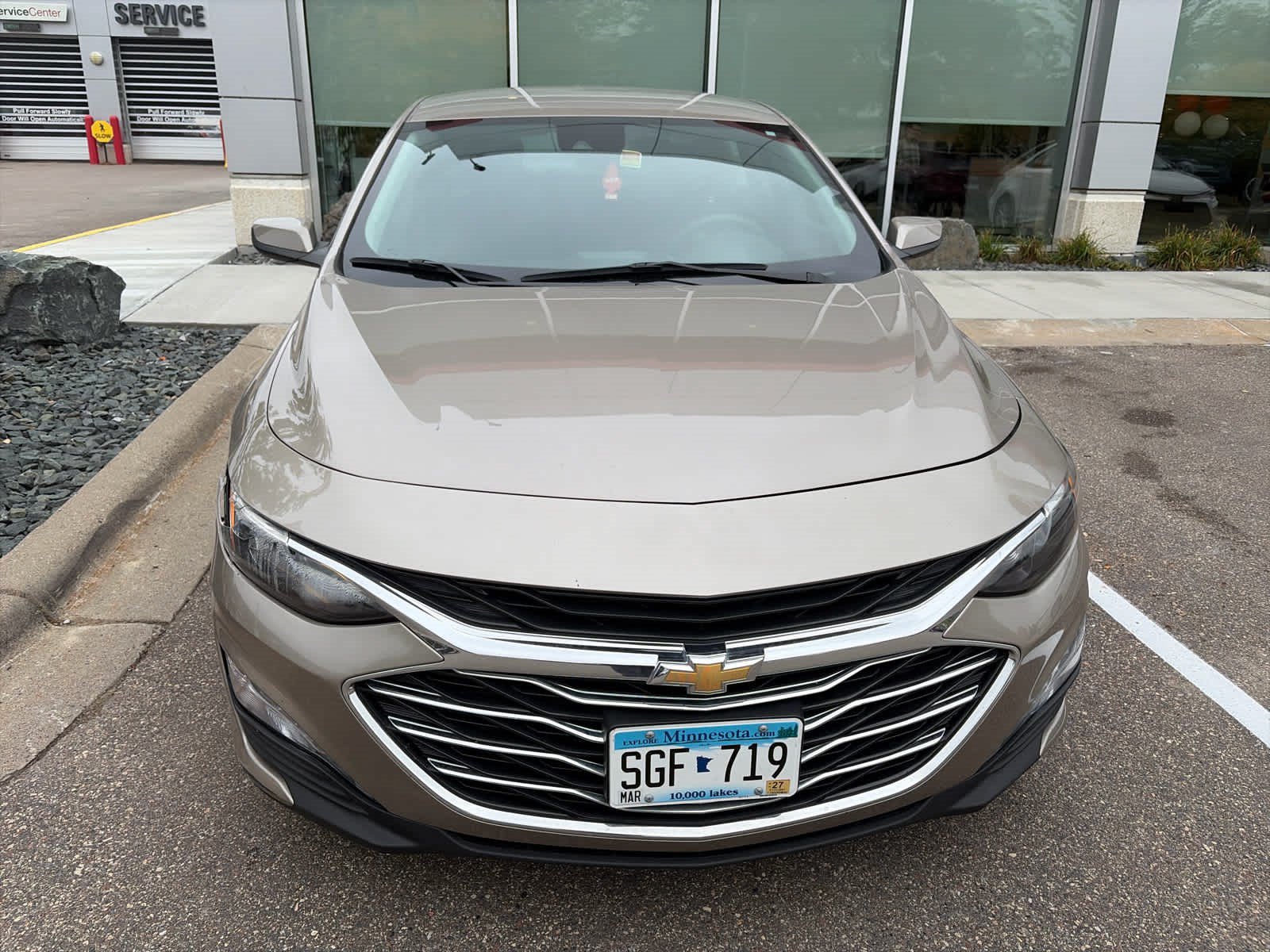 Used 2024 Chevrolet Malibu LT FWD image 2