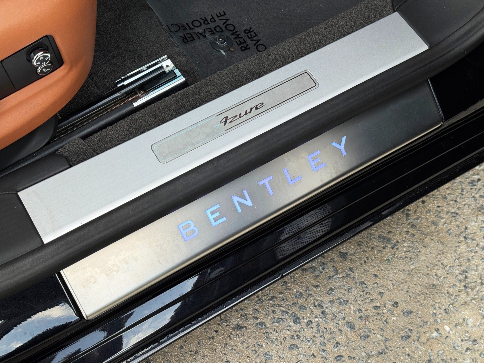 Used 2023 Bentley Flying Spur Azure AWD/4WD image 20