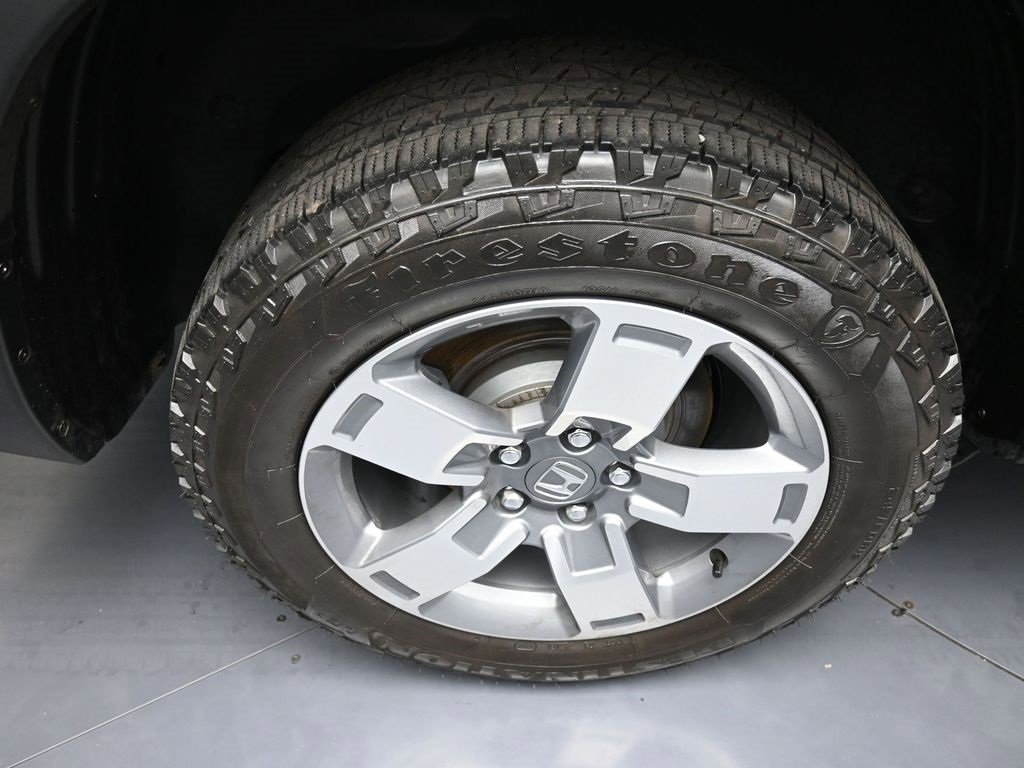 Certified 2025 Honda Ridgeline RTL image 12