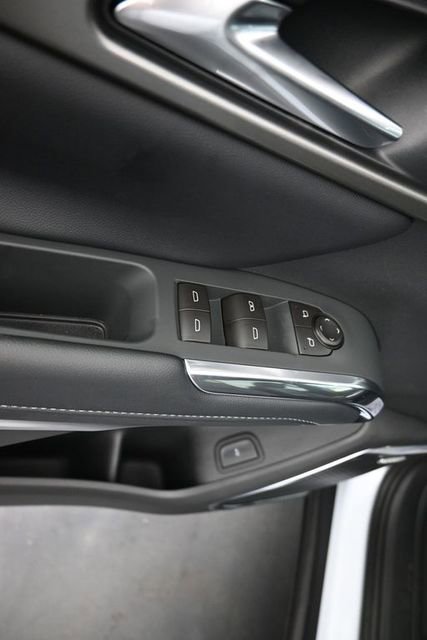 New 2026 Chevrolet Traverse LT image 13