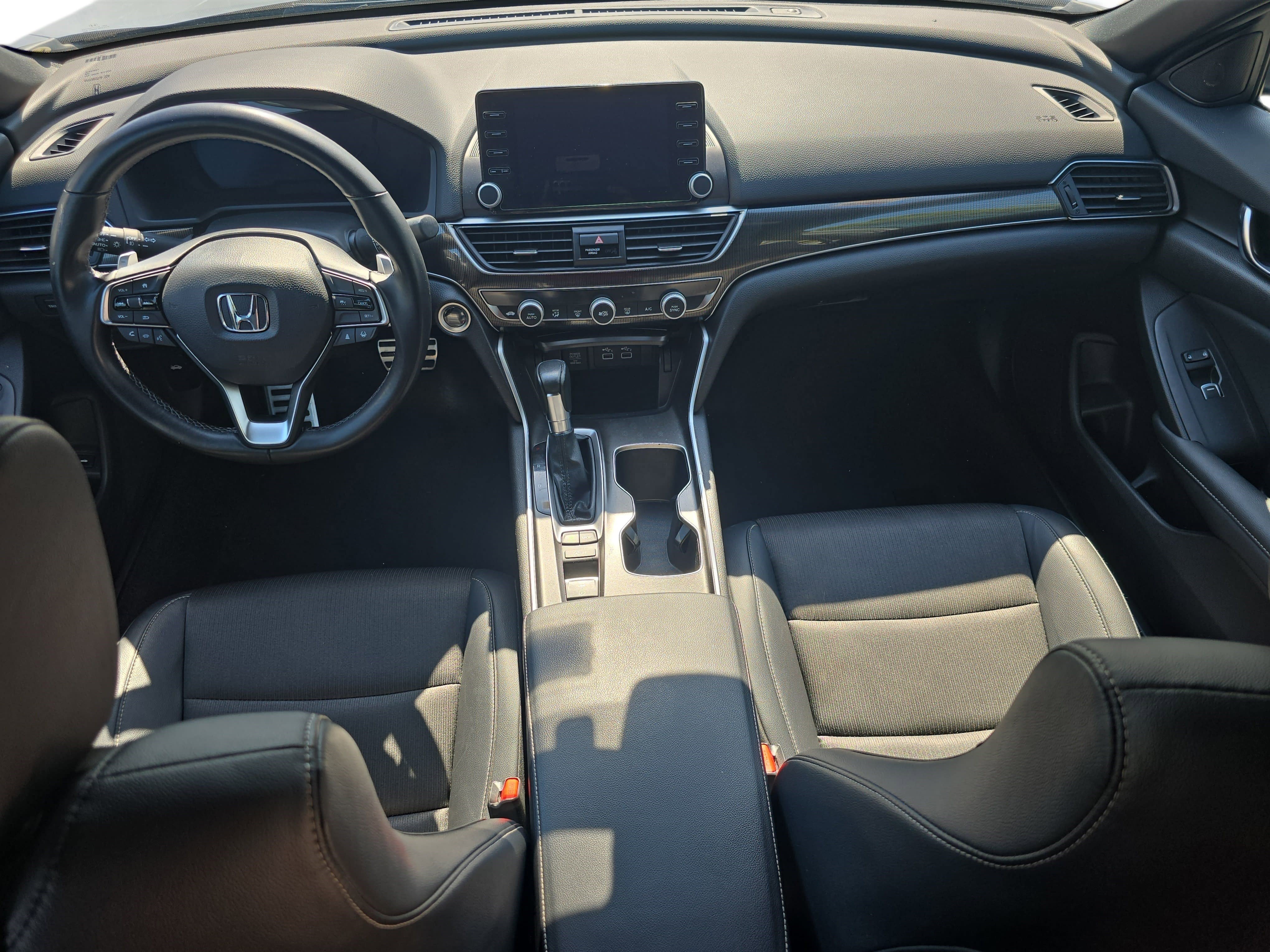 Used 2022 Honda Accord Sport image 9