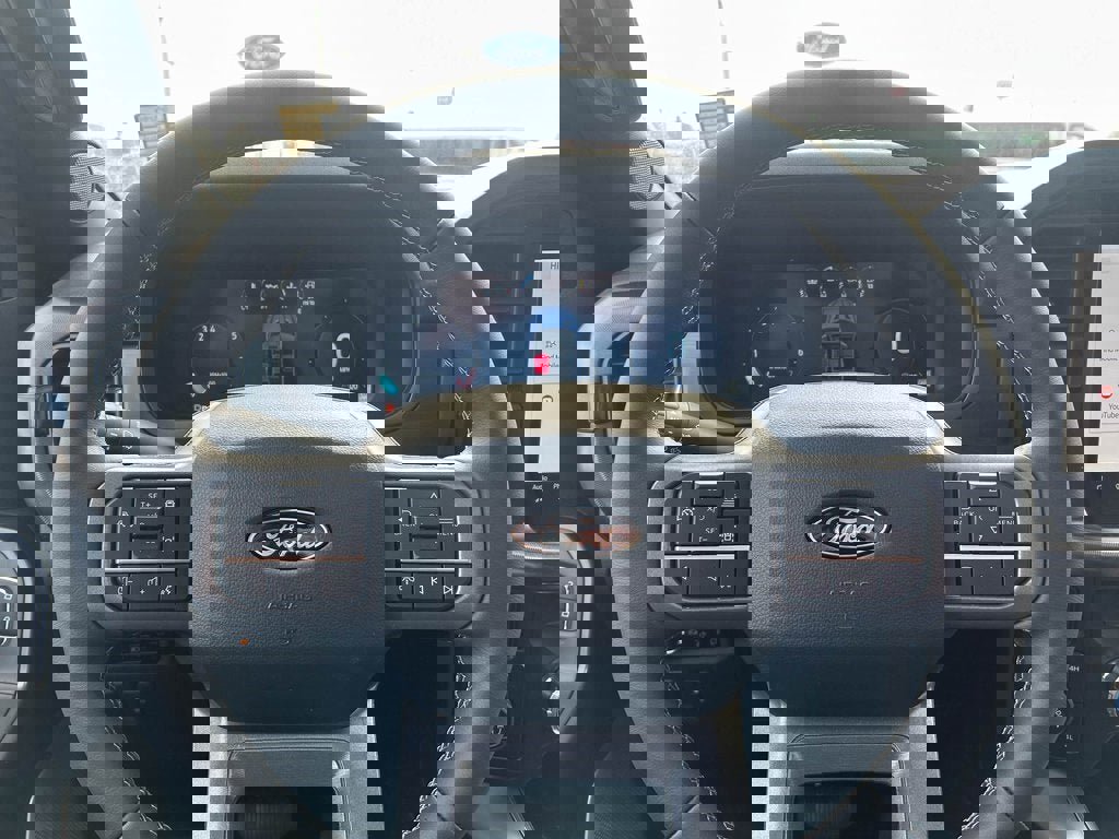 New 2026 Ford F150 Lariat w/ Equipment Group 502A High image 29