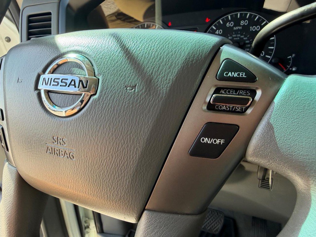 Used 2015 Nissan NV 3500 SV w/ Technology Package RWD image 34