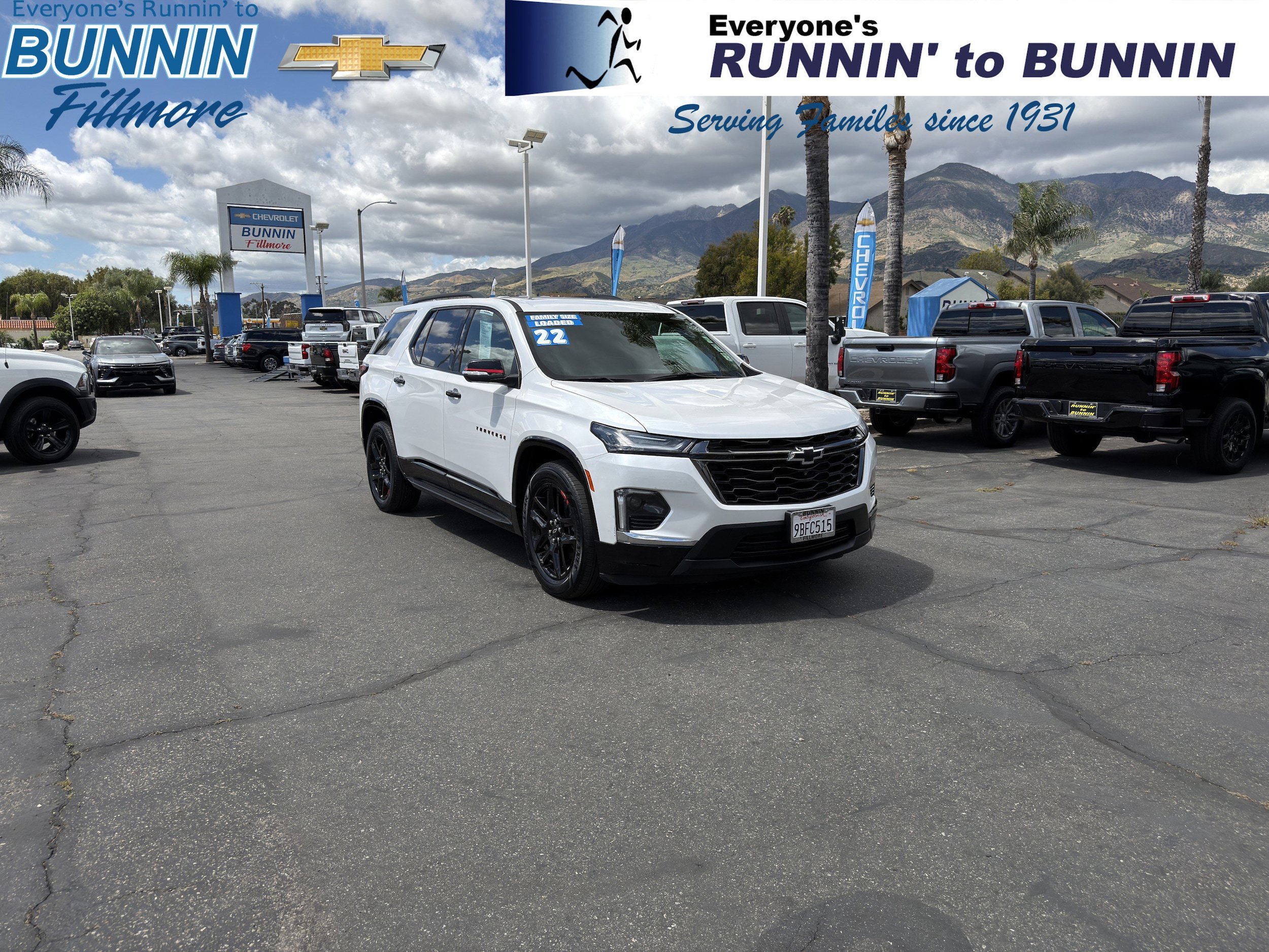 Used 2022 Chevrolet Traverse Premier w/ Redline Edition AWD/4WD image 1
