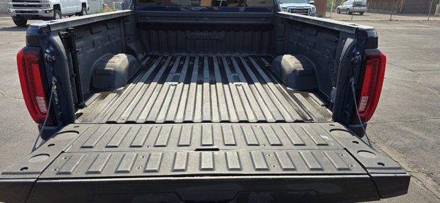Used 2023 GMC Sierra 3500 AT4 w/ Gooseneck/5TH Wheel Package image 7