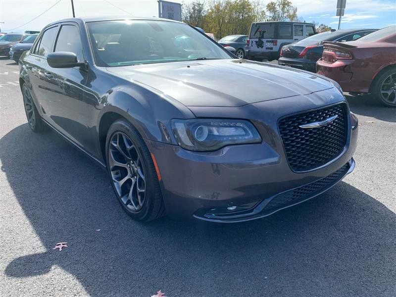 Used 2018 Chrysler 300 S image 2