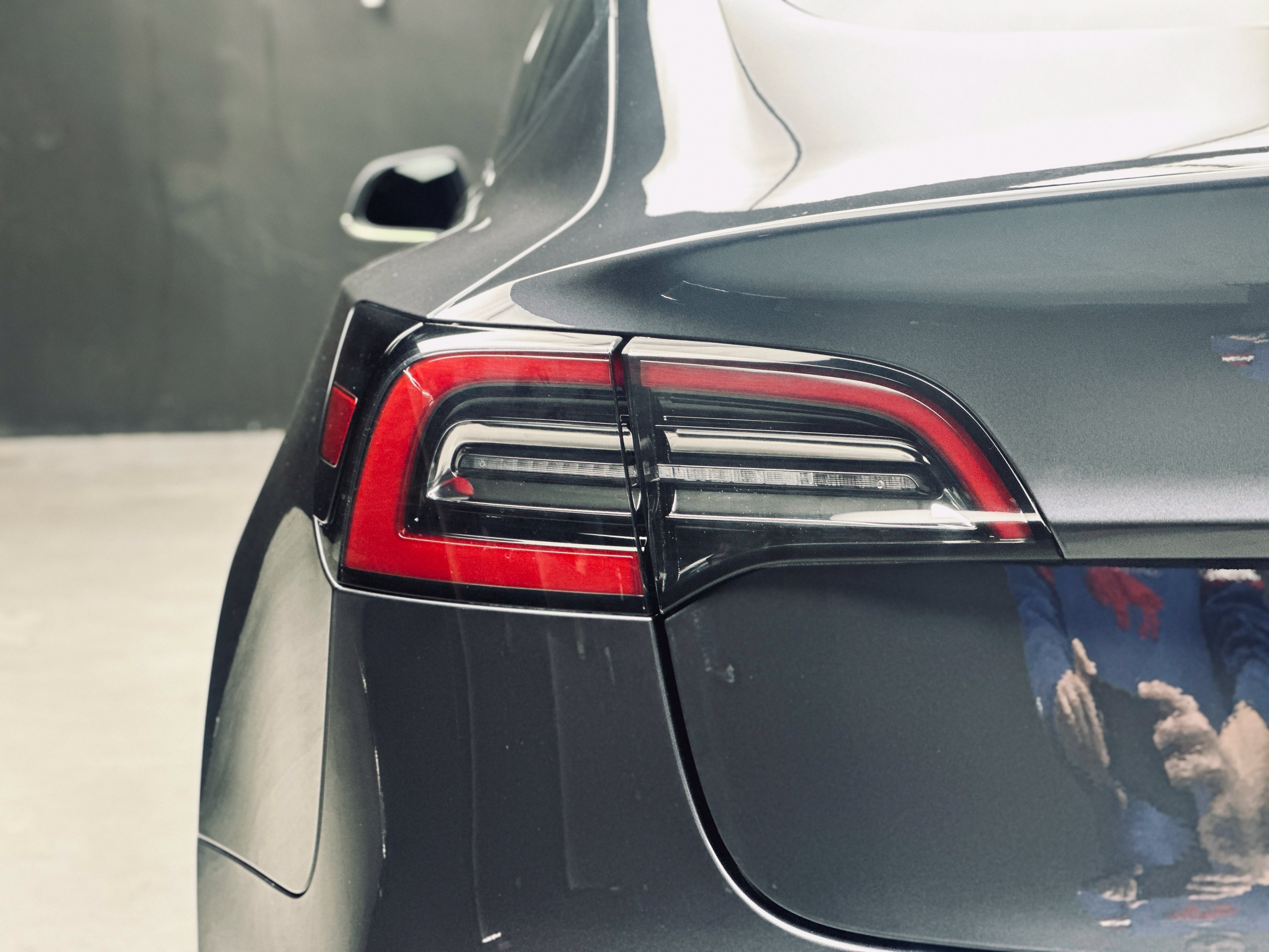Used 2018 Tesla Model 3 Long Range AWD/4WD image 15