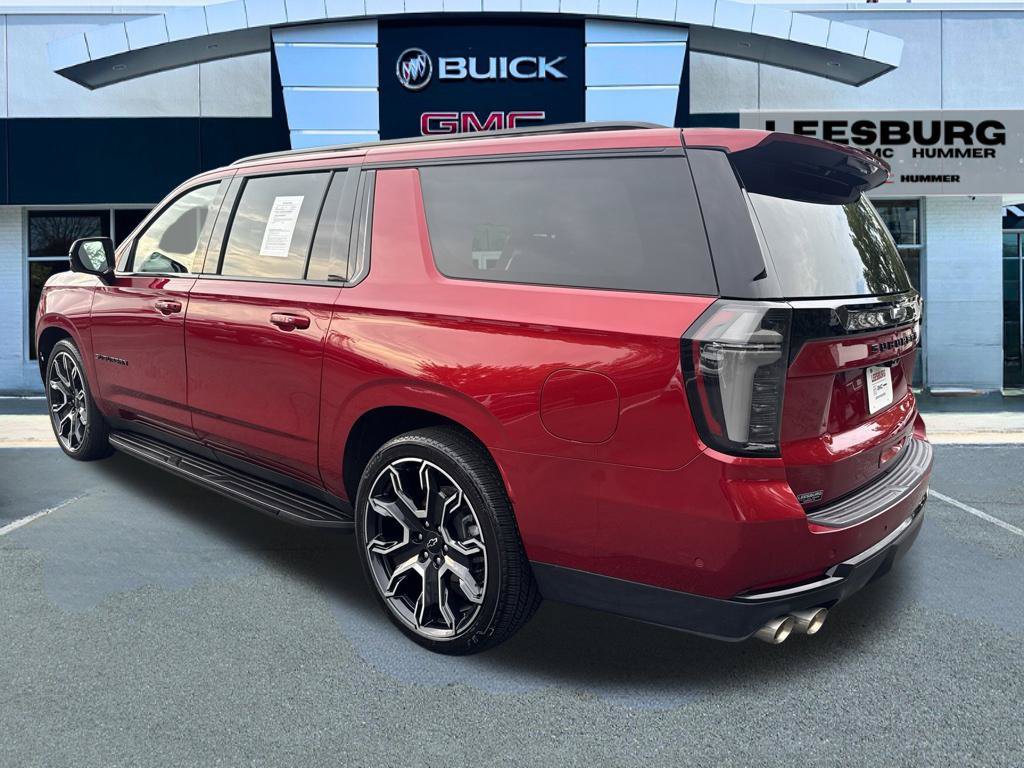 Used 2026 Chevrolet Suburban RST w/ Advanced Technology Package AWD/4WD image 5