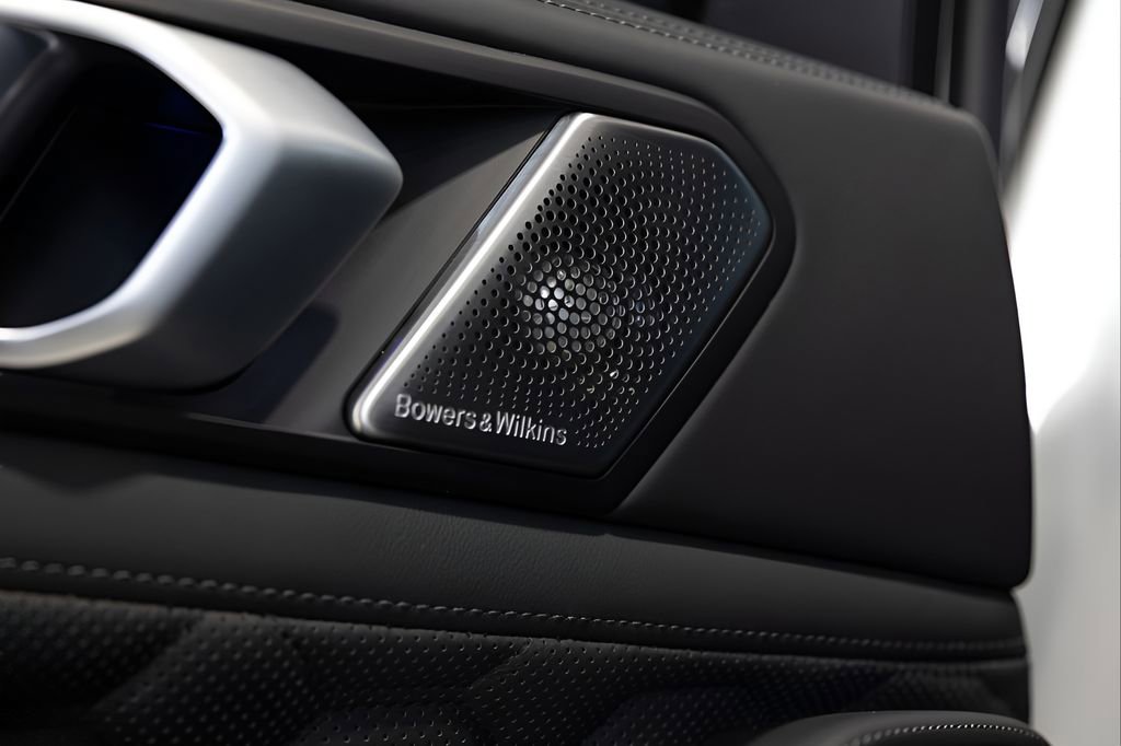 Used 2021 BMW X6 M w/ Competition Package image 52