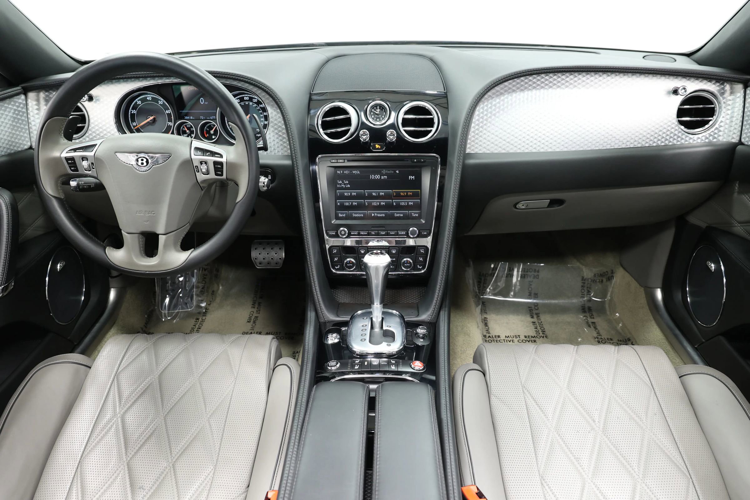 Used 2014 Bentley Flying Spur W12 image 39